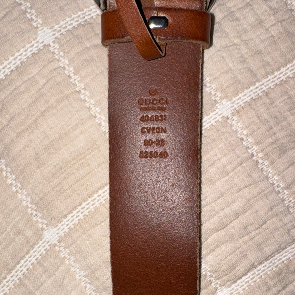 Gucci Brown Leather Belt with Silver GG Buckle - Picture 3 of 3